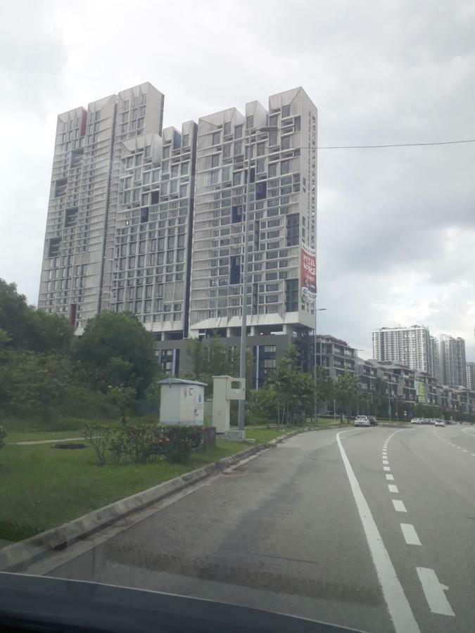 Mufasa Suites At Tamarind Suites With Wifi Netflix Coway Level 8 Cyberjaya Εξωτερικό φωτογραφία